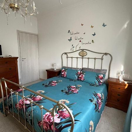 Appartement Salotto Dell'Etna à Sant'Agata Li Battiati Extérieur photo